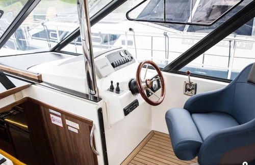 Wilkasy Alquiler De Eote | Jacht motorowy Nautika 1300 LUX
