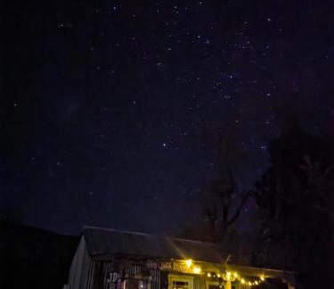 Burkes Pass Casa | Jack Daniels Rest Gateway to Tekapo and the MacKenzie District