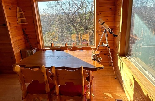 Jasper Cabina | Jack's Wonder Inn 3 Bedroom Cabin. Starlink/Woodfired Hot Tub!!