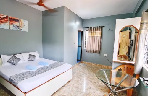 Calangute Hotel | Jackson beach house calangute.