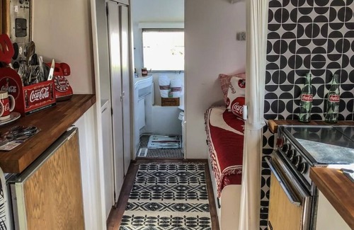 Irwin Casa | Jackson Hole themed 1968 Airstream. Walk to the Snake River.