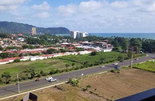 Barrio Santa Lucía Condominio | ¡Las mejores vistas al mar y montaña de la ciudad!