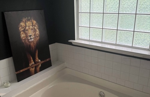 Cliftondale Casa | jacuzzi, DancePole, PoolTable, levels
