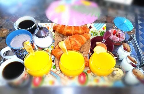 Ferolles Cama Y Desayuno | Jacuzzi Massage sur rdv,Duo,reiki,californien, réflexologie plantaire, et bouteille mousseux offerte