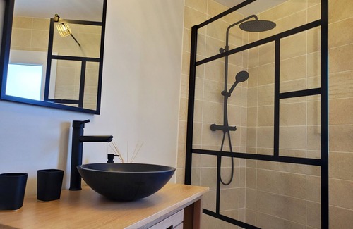Flaviac Casa | Jacuzzi Privatif Dans Maison de Village au Calme