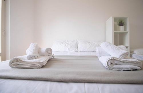 Lido di Fermo Villa | JACUZZl 13 posti letto Wifi AC Parking Beach