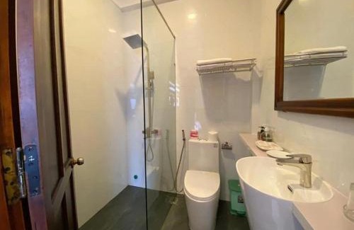 Hue City Centre Hotel | Jade Hotel