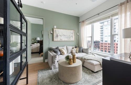 Old Fourth Ward Casa | Jade Junction