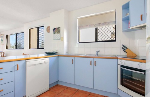 Caloundra Apartamento | Jade Waters U4 / Latona Ave