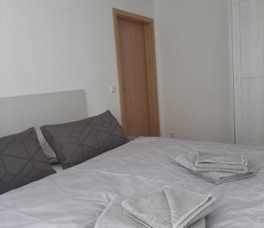 Nikolaivorstadt Apartamento | Jaekels Ferienwohnung