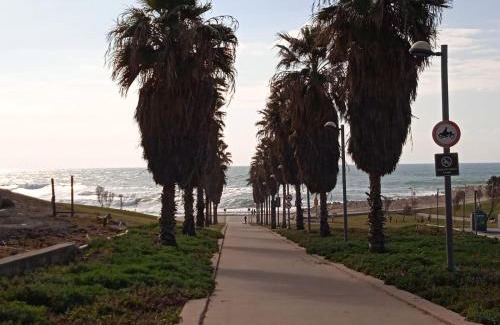 Jaffa Apartamento | Jaffa Getaway sea front, luxury Duplex, Port & Old City 2m walk