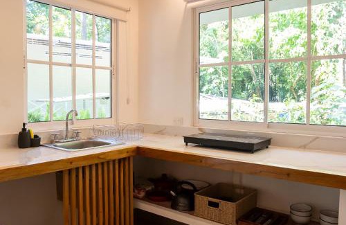 Cocles Hotel | Jaguar Inn Bungalows