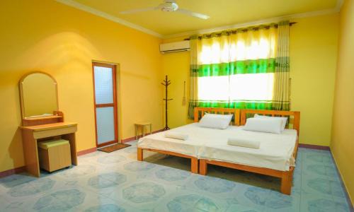 Himmafushi Casa | Jail Break Surf Inn