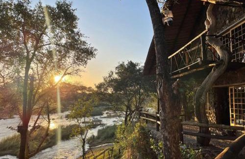 Maruleng Casa | JakkalsDraai River Bush Lodge