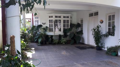 Kandy Cama Y Desayuno | Jal,Min Homestay