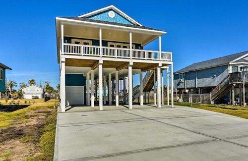 Jamaica Beach Casa | Jamaica Beach Vacation Rental - half Mi to Beach!