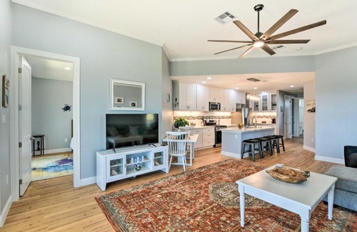 Jamaica Beach Casa | Jamaica Beach Vacation Rental - half Mi to Beach!