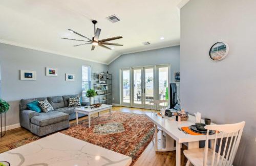 Jamaica Beach Casa | Jamaica Beach Vacation Rental - half Mi to Beach!