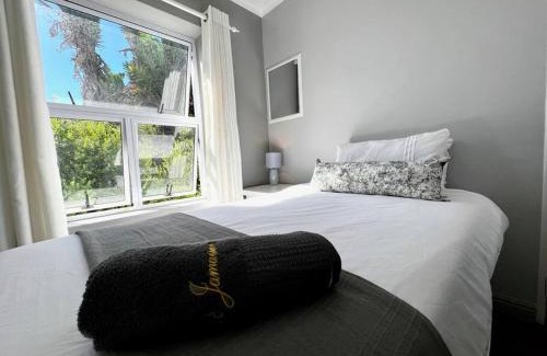 Marina Martinique Apartamento | Jamaican Palms 28