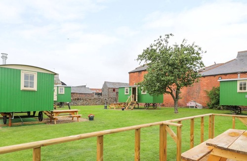 Wigton Cabaña | JAIMIE'S HIDE, romántico en Bowness-On-Solway, Ref 989070
