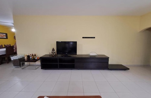 Saco da Ribeira Casa | Jamil House