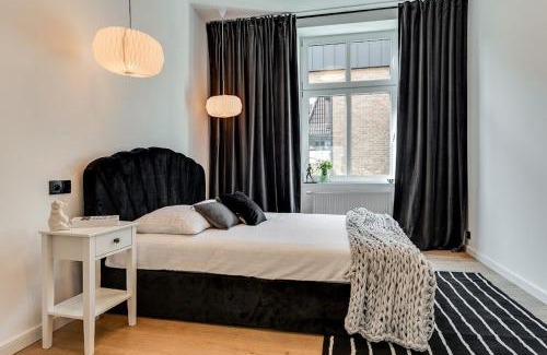 Gliwice Apartamento | Jan III Sobieski - Luksusowy apartament L z darmowym prywatnym parkingiem