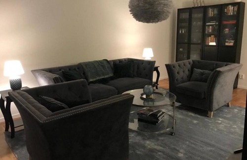 Farsta strand Apartamento | Jane's Place. A high rated apartment, private parking for free.
