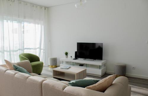 Santiago Apartamento | Janelas de Zimbra - Lovely Apartment with Pool and Sea View