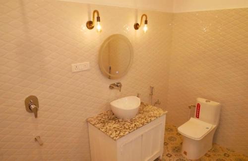 Varanasi Villa | Janki Kunj Varanasi- 3 Room Home