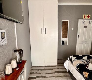 Matjhabeng Casa | Janneman Se Leeuwyfie B&B