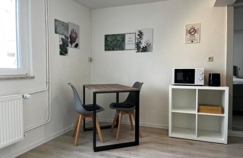 Mengerskirchen Apartamento | janu-homes - 1 Zimmer Apartment - 2 Betten, Kirchblick vom Kirchplatz