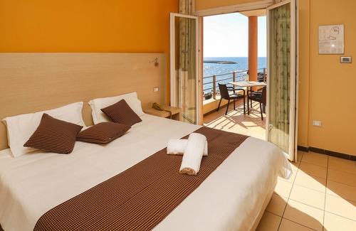 Castelsardo Historic Centre Hotel | Janus Hotel