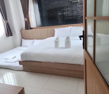 Saen Suk Casa | Japan Smile Resort
