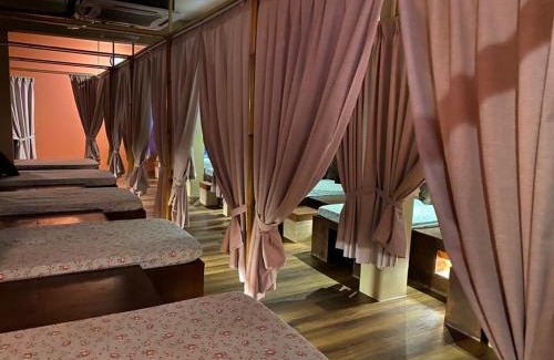 Semporna Cabina | Japanese Pod Lodge