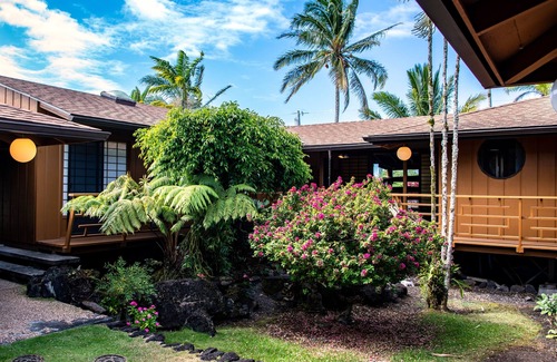 Keaau Casa | Japanese Style Pool House - 1 block from the ocean
