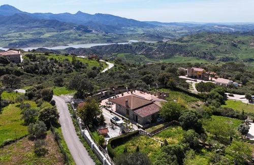 El Gastor Casa | JARANDALUS (casa con atractivo y encanto)
