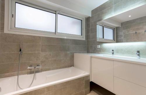 Pointe Croisette Apartamento | Jardin d'Azur – Terrace, Calm & Croisette