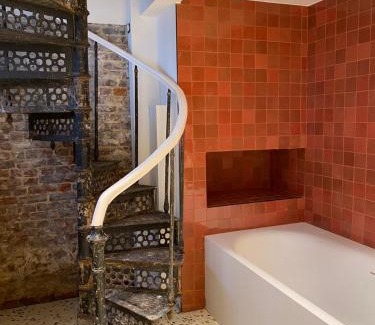 Quartier des Quais - Kaaienwijk Casa | Jardin du Béguinage - Peaceful Luxury Home in Brussels