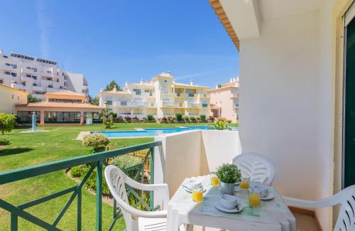 Santa Eulalia Apartamento | Jardins Santa Eulalia by Garvetur