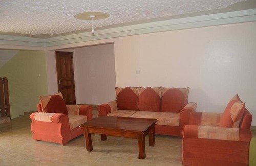 Ngong Casa | Jari Inn Bistro
