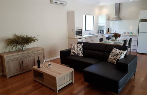 Rosa Glen Cabina | Jarrah Grove Forest Retreat - Adults Only