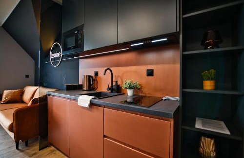 Zator Apartamento | Jasmine by Housine