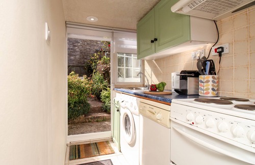 Swanage Cabaña | Jasmine Cottage