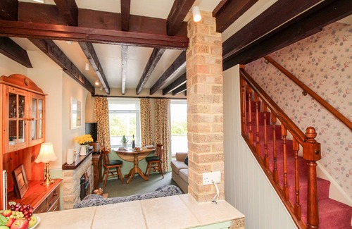 Swanage Cabaña | Jasmine Cottage