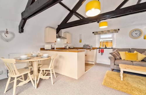 Paignton Cabaña | Jasmine Cottage @ Old Mill Cottages
