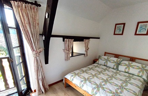 Masserac Cabaña | Jasmine Cottage, South Brittany Cottage, bicicletas gratuitas, WiFi, cerca del pueblo