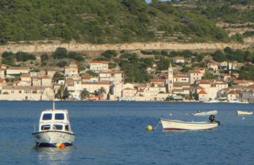 Vis Apartamento | JASMINE DELUXE APARTMENT with super-king bed, large sun terrace and spectacular views
