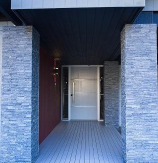 Ellalong Casa | Jasmine Escape DONT BOOK CLOSING DOWN