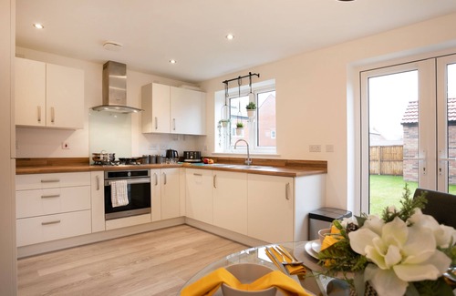 Edwalton Casa | Jasmine Gardens - a serviced house that sleeps 5 guests in 3 bedrooms