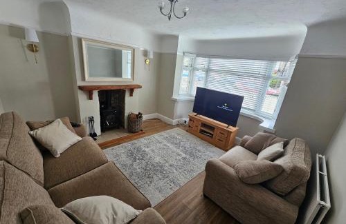 Llandudno Casa | Jasslyn Llandudno with Private Car Park